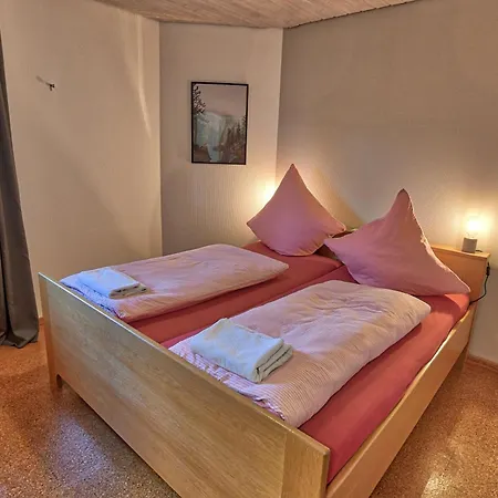Lägenhet Haus Ersfeld - Gartenwohnung *