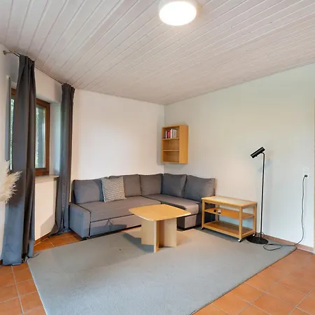 Haus Ersfeld - Gartenwohnung Апартаменты *