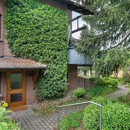 Haus Ersfeld - Gartenwohnung Апартаменты *